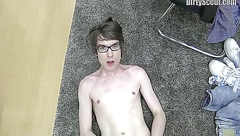 Hawt sweetheart takes on a huge cock