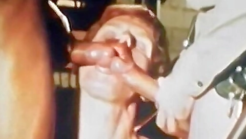 Hawt slut ride and cum on her face