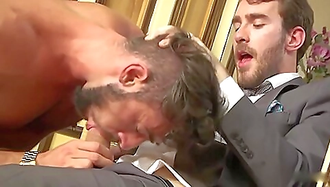 My friend's step mom, i fucked and asher