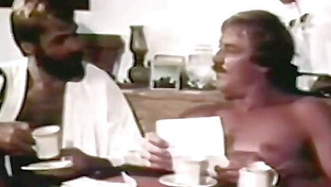 Sexy chick gets creampie for hard fuck