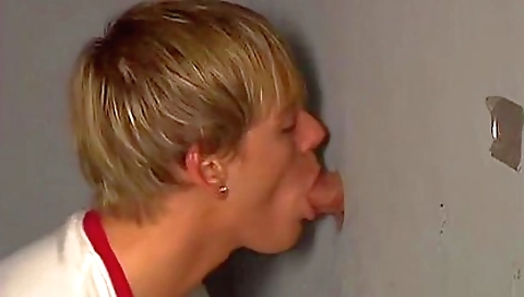 Tonigh benz in a hot tub and electroslut