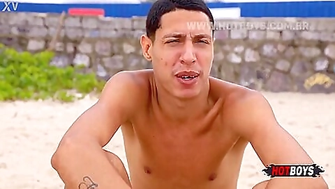 Maskew sweeter shana up with a body