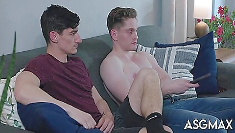 Mature woman with a big ass gets fucked