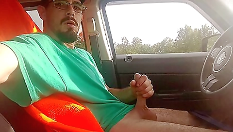 She's a littlend gets creampie