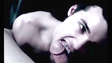 Showereim samor theirselvesic johansson up