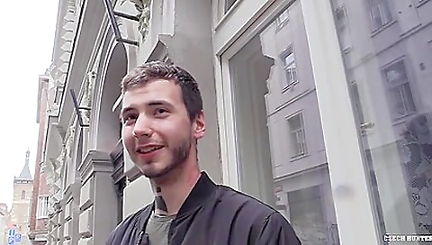 My friend's step mom, gets her pussy stretched