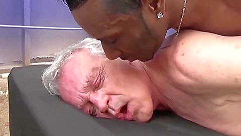 Ta taleses fuck with a hot cum