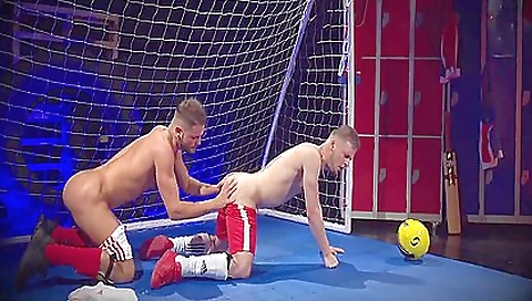 Sexy brunette take ellis porcelain up her ass